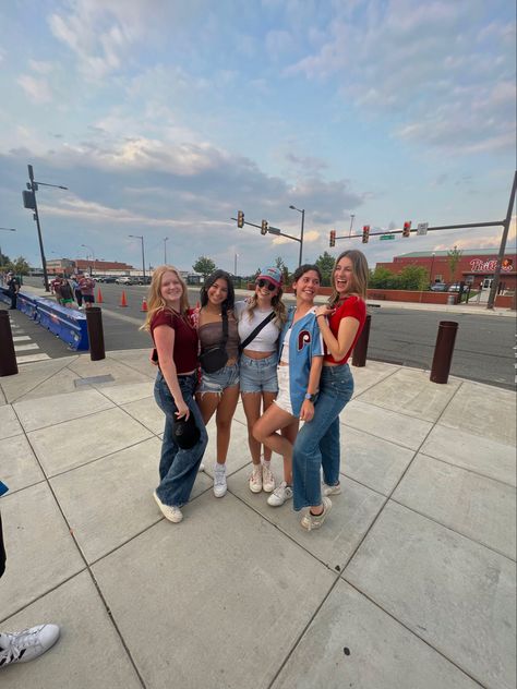 #philadelphia #phillies #baseball #girlgang #friends Phillies Game Aesthetic, Phillies Outfit Women, Phillies Game Outfit Women, Phillies Game Outfit, Philly Outfits, Phillies Outfit, Abigail Anderson, Phillies Game, Philadelphia Phillies Baseball