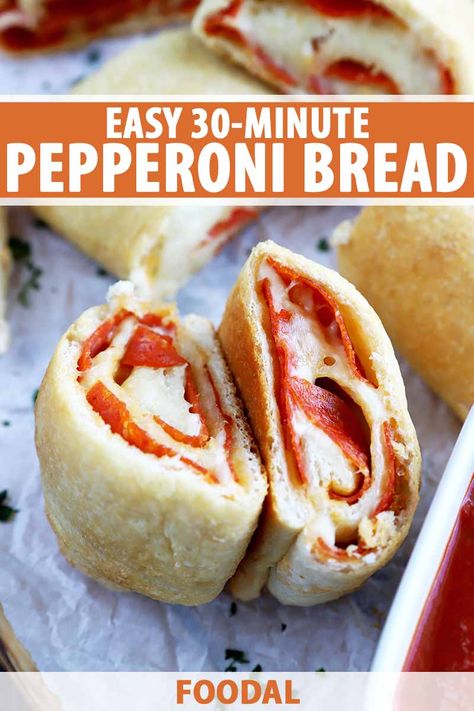 Pepperoni Bread With Pillsbury Pizza Dough, Pepperoni Bread Pillsbury, Easy Pepperoni Bread, Pepperoni Recipes Dinners, Peperoni Rolls, Easy Pizza Bread, Pepperoni Cheese Bread, Pepperoni Bread Recipe, Pepperoni Rolls Recipe