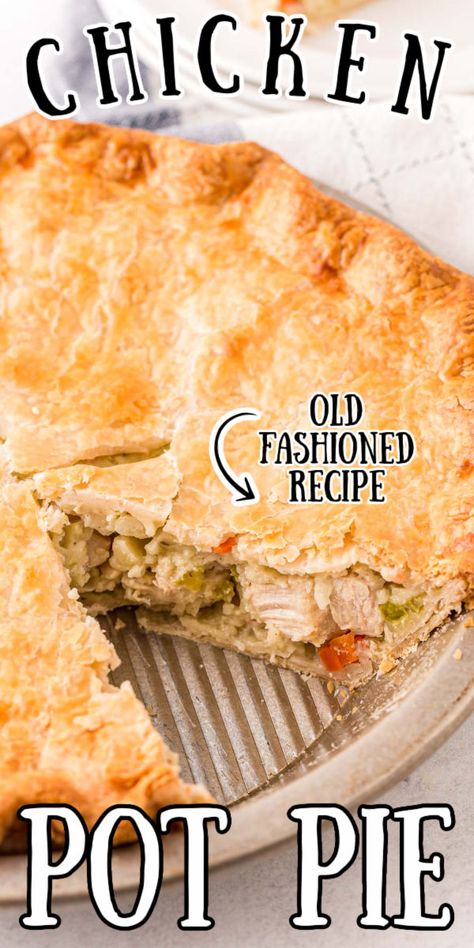 This Chicken Pot Pie is the ultimate comfort food dinner that’s overflowing with a warm, hearty filling of carrots, potato, onion, celery, frozen peas, and tender, juicy pieces of chicken breast! via @sugarandsoulco Skillet Chicken Pot Pie, Cast Iron Skillet Recipes Dinner, Healthy Challenge, Vegan Model, Cast Iron Skillet Cooking, Cast Iron Chicken, Homemade Chicken Pot Pie, Chicken Pot Pie Recipe, Fitness Meals