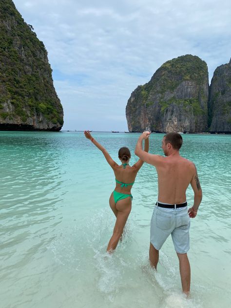 phuket thailand Thailand Baecation, Phuket Couple Photo Ideas, Thailand Photo Ideas Couple, Phuket Thailand Beach, Thailand Couple, Phuket Beach, Poses Couple, Phuket Thailand, Couple Beach