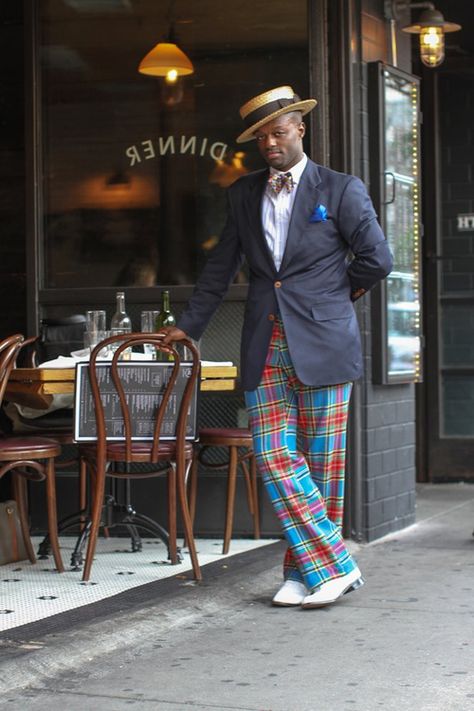 Humans of New York is photographer Brandon Stanton’s fascinating blog of his New York City street portraiture. Humans Of New York, Dapper Dan, Street Portrait, Nyc Street, We Are The World, Well Dressed Men, 70s Fashion, Dandy, Well Dressed