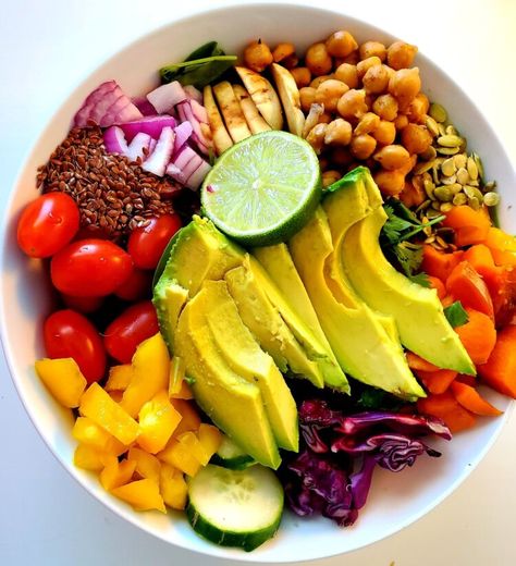 Eating The Rainbow, Power Bowl Recipe, Garbanzo Bean, Clean Foods, Power Bowl, Raw Pumpkin Seeds, Cooking Book, Love Power, Orange Peppers