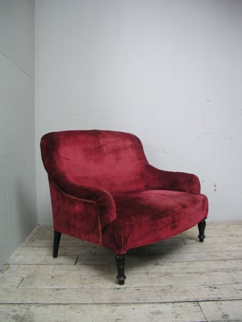 Beautiful marsala chair. Red Velvet Chair, Velvet Settee, Pantone 2015, Pink Armchair, Red Chair, Reading Chair, Velvet Chair, Hard Wood, Take A Seat