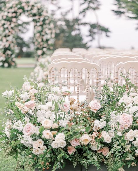 Blush Pink Wedding Ceremony, Broadmoor Wedding, Floor Arrangements, Aisle Florals, Blush Pink Wedding Cake, Blush Pink Wedding Flowers, Aisle Ideas, Chinoiserie Wedding, Summer Wedding Ceremony