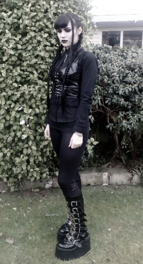 Outfit today. Thrifted this awesome pvc waistcoat, its a bit crinkled but still wearable! Black Metal Outfit, Punk Goth Outfits, Dancing Skirt, Gothic People, Floral Long Dress, Vintage Burlesque, Long Dress Black, Goth Subculture, Goth Outfit