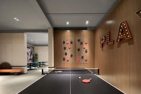 Game Room Interior, Games Room Design, Ping Pong Room, Table Tennis Room, Teen Game Rooms, Theater Room Design, Recreational Room, Student House, Home Theater Rooms