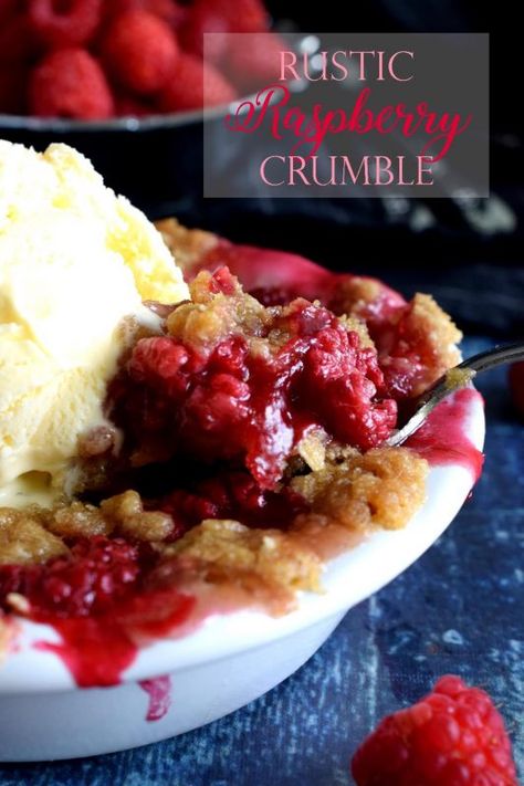 Rustic Raspberry Crumble - Lord Byron's Kitchen Raspberry Recipes Healthy, Fresh Raspberry Recipes, Raspberry Cakes, Shrimp Nachos, Coconut Flour Cakes, Raspberry Pie Filling, Raspberry Dessert, Raspberry Crumble, Raspberry Desserts