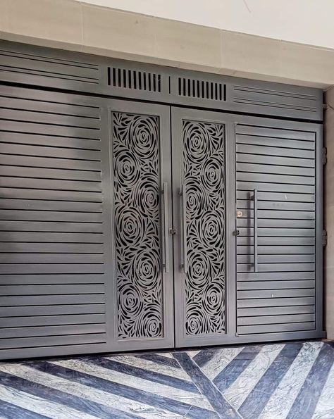 Main Entrance Door Design Iron Gates, Grill Door Design Modern, Home Main Door Design Entrance, Door Design Iron, Main Grill Gate Design, Modern Iron Gate, Modern Iron Gate Designs, Latest Gate Design, Modern Steel Gate Design