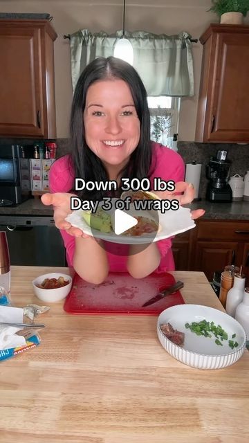 Catherine Shank on Instagram: "Lunch for the day- pepper/ veggie Steak wrap and oh snap it’s good!! Let me know if you’re going to try this one! #foodie #healthyfood #recipevideo #recipes" How To Make A Wrap Sandwich, Grilled Tortillas, Veggie Steak, Sandwich Station, Lunch Wrap, Sandwich Video, Steak Wraps, Croissant Sandwich, Snack Wrap