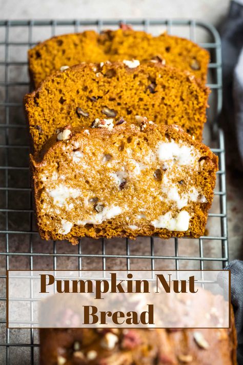 One-bowl pumpkin nut bread recipe makes two loaves of moist pumpkin nut bread. No mixer needed! This quick and easy recipe lets you make homemade pumpkin bread in just minutes! Bread No Mixer, Pumpkin Nut Bread, Homemade Pumpkin Bread, Loaf Breads, Nut Bread Recipe, Pumpkin Bread Easy, Pumpkin Pie Mix, Cheese Pumpkin, Nut Recipes