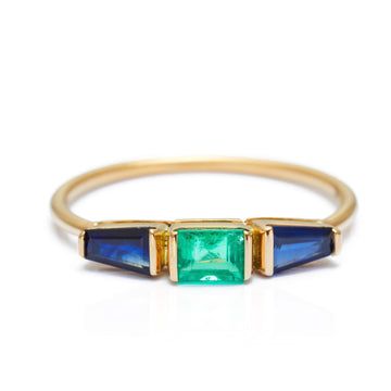 Five Golden Rings, Graduation Rings, Green Emerald Ring, Emerald Blue, Future Engagement Rings, Colored Gemstones, Golden Ring, Jewelry Brand, Blue Sapphire Rings