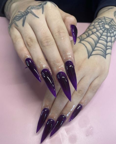 Halloween Nails Acrylic Purple, Gothic Nails Purple, Purple Glossy Nails, Spooky Nails Stiletto, Purple Blooming Gel Nails, Dark Purple Stiletto Nails, Goth Stiletto Nails, Purple Goth Nails, Gothic Nail Ideas