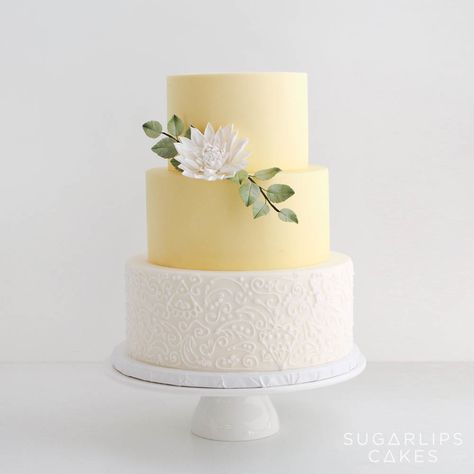 Sugarlips Cakes on Instagram: “Here's hoping for more yellow cakes next year! 💛” Light Yellow Cake, Cake Yellow Flowers, Light Yellow Wedding Cake, Wedding Cake Designs Yellow, Wedding Cake Yellow, White Cake Yellow Flowers, Wedding Cake Piping, Pale Yellow Wedding Cake, Yellow Cakes