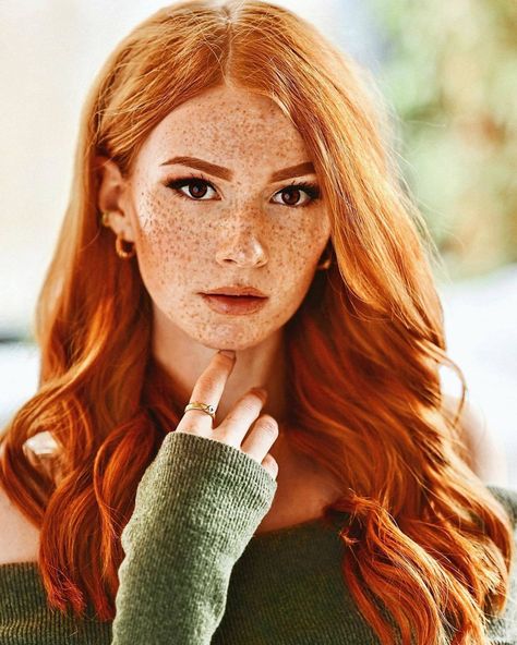 Larissa Opitz Instagram Photos 24 Red Freckles, Flame Hair, Red Hair Freckles, Women With Freckles, I Love Redheads, Beautiful Freckles, Natural Red Hair, Pretty Redhead, Freckles Girl