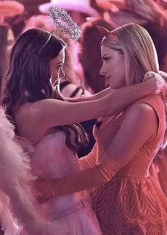 Heretics Vampire Diaries, The Vampire Diaries Nora, Vampire Diaries Season 7, Scarlett Byrne, Vampire Diaries Seasons, Bonnie Bennett, The Vampire Diaries, Vampire Diaries The Originals, The Vampire