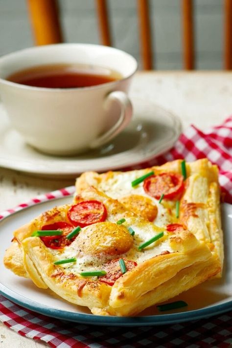 Pastry Breakfast Recipes, Puff Pastry Breakfast Recipes, Puff Pastry Breakfast, Pastry Recipes Dessert, Pastry Breakfast, Cream Cheese Breakfast, Puff Pastry Recipes Dessert, Breakfast Tart, Study Timetable Ideas