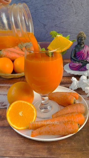 ❤️𝐌𝐮𝐦𝐛𝐚𝐢𝐟𝐨𝐨𝐝𝐢𝐳❤️ on Instagram: "Healthy orange carrot juice. 🥕🥕🥕🍊🍊🍊 Ingredients 🥕 Chopped carrots 🍊 Oranges 🍯 Honey . . . . No Reposts Allowed 🙅🏻‍♀️🙅🏻‍♀️🙅🏻‍♀️🙅🏻‍♀️🙅🏻‍♀️ . . . . . . . #orangecarrot #orangejuice #carrotjuice #juices #smoothies #carrot #orange #milkshakes #detoxdrink #immunitybooster #weightlossjuice #dietrecipes #morningdrinks #healthydrinks #healthyjuice #foodbloggersofinstagram #instafoodies #indianfoodie #foodbloggersofinstagram #mumbaifoodlovers Orange Carrot Juice, Mumbai Food, Healthy Cholesterol Levels, Orange Drinks, Morning Drinks, Carrot Juice, Chopped Carrots, Brain Health, Immune Boosting