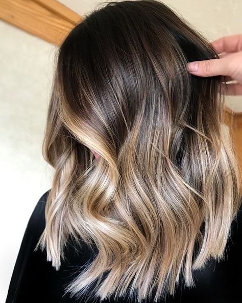 Blond Balayage, Brunette Balayage Hair, Brown Hair Balayage, Balayage Brunette, Short Hair Color, Hair Balayage, Brown Blonde Hair, Hair Color And Cut, Hair Color Balayage