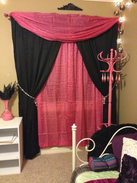 Curtains in Hailley's room Y2k Curtains, Hot Pink Room Ideas, Black And Pink Curtains, 2000s Hot Pink Room, Double Layer Curtains, 2000s Pink And Black Room, Pink And Black Sheer Curtains, Mcbling Room, Layer Curtains