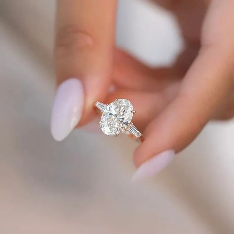 Lab Grown Diamond Engagement Ring 2 Ct Oval Cut Moissanite Three Stone Wedding Ring Three Stone Engagement Rings Oval, Tapered Engagement Ring, 14k Gold Wedding Ring, Oval Moissanite Ring, Engagement Ring Oval, Stone Wedding, Three Stone Engagement Ring, Blood Diamond, Oval Moissanite