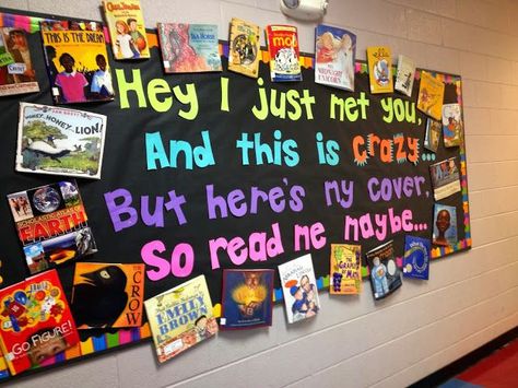 ~Bulletin Board.... I would add student writing on an index card with perhaps why they chose that cover to make it more student centered.  Love the idea. * Creative Bulletin Boards, Reading Display, Library Bulletin Board, Reading Bulletin Boards, Library Bulletin Boards, Library Boards, School Displays, Bulletin Board Display, Classroom Bulletin Boards