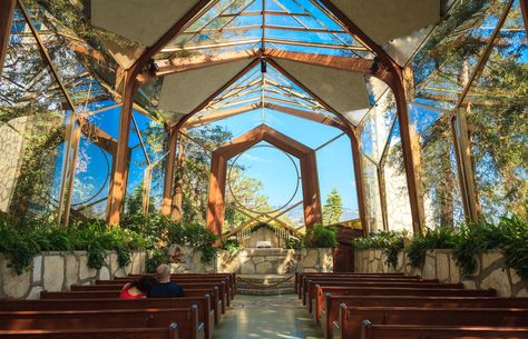 Congrats to Thorncrown Chapel in Eureka Springs, Arkansas! http://www.architecturaldigest.com/gallery/get-married-in-most-beautiful-churches-america Wayfarers Chapel, Glass Chapel, Montezuma, City Of Angels, Los Angeles Area, California Dreaming, Chapel Wedding, California Travel, Wedding Locations