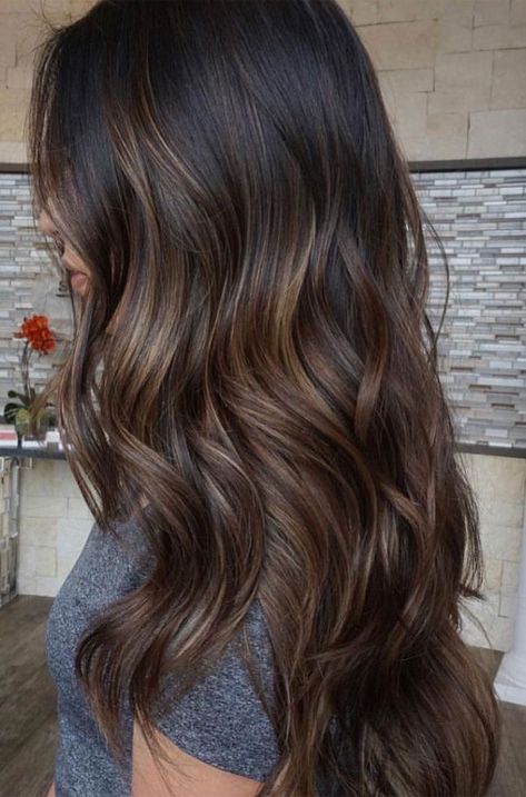 Rambut Brunette, Black Hair Balayage, Brown Hair Inspo, Brunette Hair With Highlights, Gorgeous Hair Color, Hair Color Light Brown, Brunette Balayage Hair, Brown Hair Balayage, Hair Color Highlights