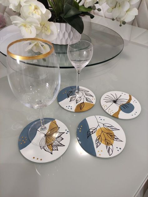 Mdf Coaster Ideas, Mdf Coasters Painting, Mdf Diy Ideas, Mdf Crafts Ideas, Mdf Art Ideas, Coasters Painting Ideas, Mdf Painting Ideas, Coaster Art Ideas, Ideas En Mdf