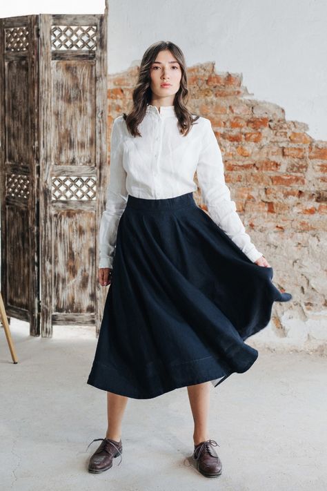 Circle Skirt Outfits, Wedding Guest Skirt, Blue Skirt Outfits, Edwardian Skirt, Walking Skirt, Victorian Skirt, Victorian Blouse, White Linen Shirt, Rock Outfit