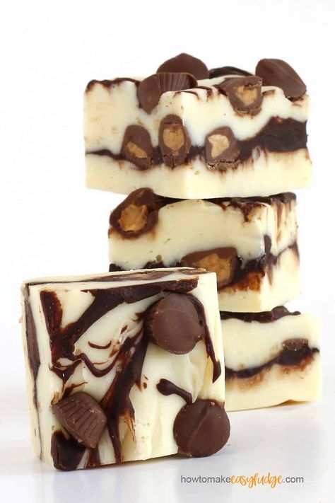 moose tracks fudge Easy Fall Treats To Sell, Bars To Bake, Fudge With Evaporated Milk Easy, Boston Cream Pie Fudge, Packaging Fudge To Sell, Easy Christmas Treats To Sell, Christmas Dessert Gifts Ideas, Dessert For One Easy, Easy Treats To Sell