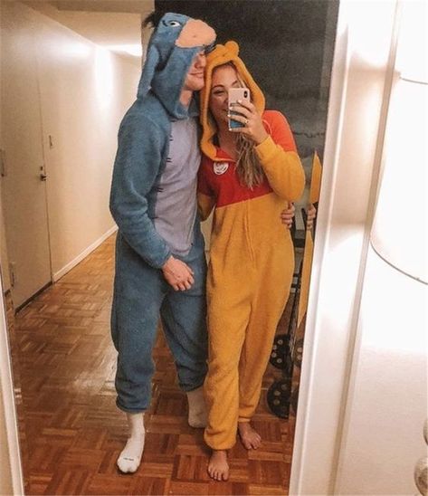 Sweet Relationship, Cute Couples Costumes, Halloween Parejas, Couples Halloween Outfits, Cute Couple Halloween Costumes, Couples Halloween, Couple Goals Teenagers, Couple Relationship, Boyfriend Goals