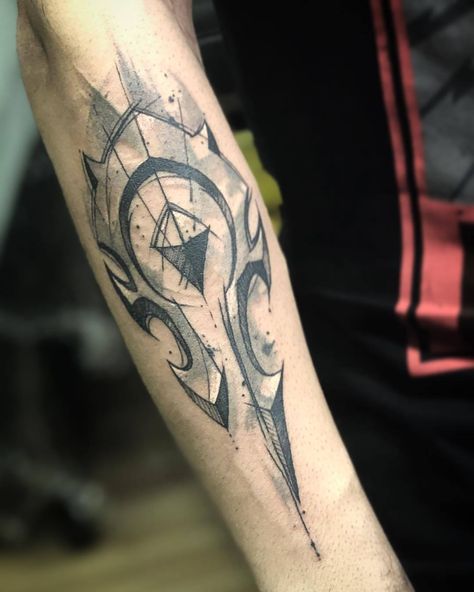 Horde Symbol Tattoo, For The Horde Tattoo, Horde Tattoo Design, Horde Tattoo World Of Warcraft, World Of Warcraft Tattoo, Horde Tattoo, Wow Tattoo, Tattoo Leo, Wow Horde