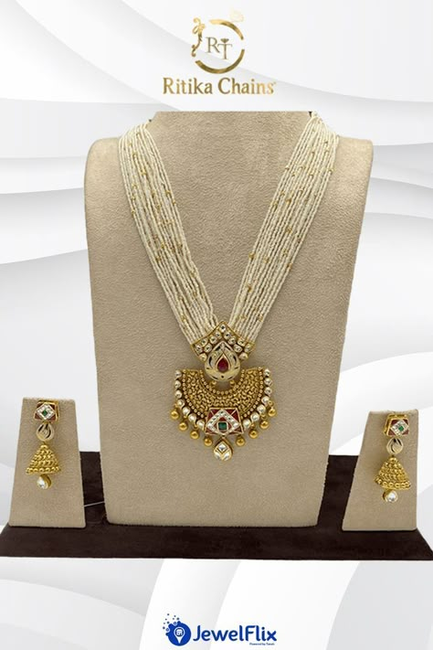 Moti Necklace, Traditional Festival, Kundan Jewellery Set, Antique Necklaces Design, New Gold Jewellery Designs, Pearl Jewelry Design, Antique Jewellery Designs, Gold Mangalsutra Designs, Gold Necklace Indian Bridal Jewelry