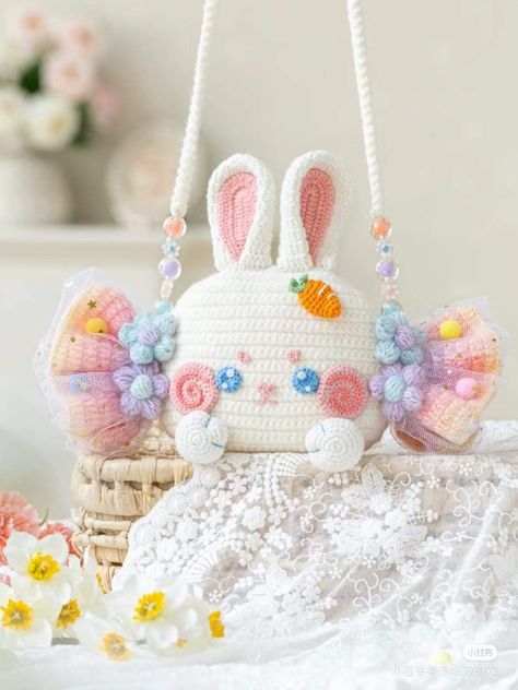 Mochila Crochet, Knit Purse, Crochet Rabbit, Drop Design, Crochet Bags Purses, Fun Crochet Projects, Crochet Lovers, Bag Crochet, Love Crochet