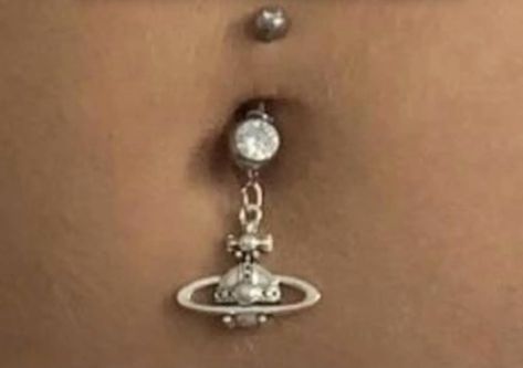 Vivienne Westwood Belly Piercing, Coquette Belly Button Piercing, Matching Belly Button Piercing, Star Belly Button Piercing, Belly Ring Aesthetic, Belly Button Piercing Aesthetic, Navle Piercing, Bellybutton Ring, Belly Piercings