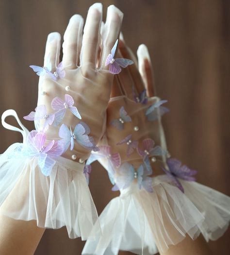 Butterfly Gloves, Pearl Gloves, Tea Party Gloves, Party Gloves, Tulle Gloves, Pearls Wedding, Wedding Gloves, Bridal Gloves, White Tulle