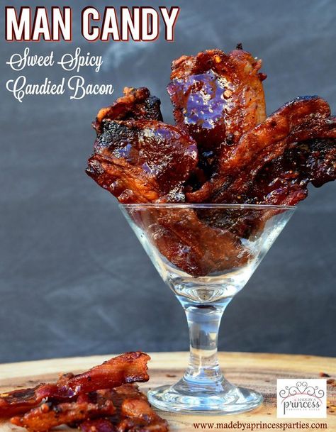 Carmelized Bacon, Candied Bacon Recipe, Bacon Snacks, Bacon Appetizers, Beach Food, Bacon Recipe, Candy Sweet, Candied Bacon, Think Food