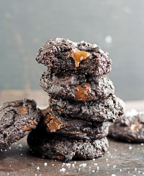 Coal Cookies, Lump Of Coal, Cocoa Powder Recipes, Black Cocoa, Double Chocolate Brownies, Chocolate Brownie Cookies, Cookies Healthy, Cookie Brownie Recipe, Nice Recipes