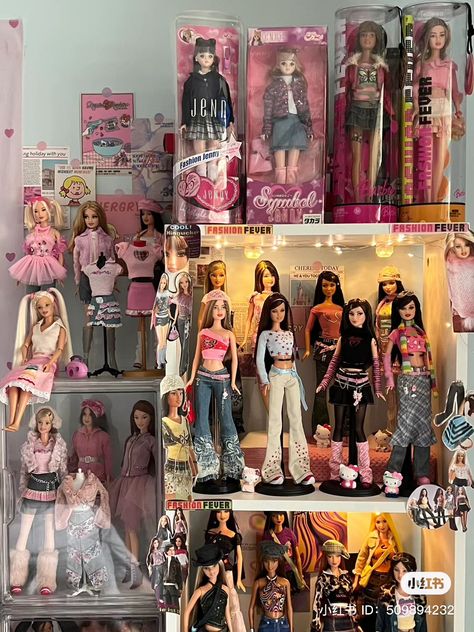 Original Barbie Doll, Bratz Doll Outfits, Barbie Dress Fashion, Barbie Toys, Dream Doll, Barbie Fashionista, Beautiful Barbie Dolls, Barbie I, Doll Photography