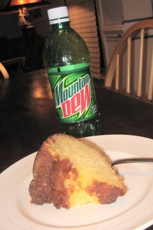 This was great  Mountain Dew Pound Cake Recipe - Food.com Dew Cake, 7 Up Pound Cake, Soda Cakes, Mountain Dew Cake, 7 Up Cake, Soda Cake, Pound Cake Recipe, Lemon Cake Mixes, Delicious Deserts