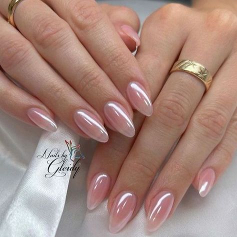 Blush Pink Nail Ideas, Nail Art Inspo 2024, Pink Nails Glazed, Pink Glaze Nails, Glazed Almond Nails, Pink Shiny Nails, Shiny Pink Nails, Winter Almond Nails Ideas, Glazed Nails