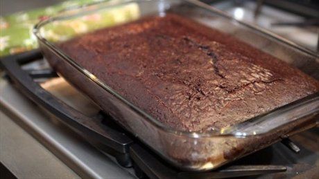 Magic bean cake - Recipes - ABC Radio Carob Cake, Wacky Cake Recipe, Chocolate Loaf Cake, Wacky Cake, Fast Desserts, Bean Cakes, Crunch Cake, Rich Chocolate Cake, Easy Chocolate