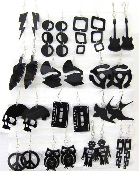 Black Shrink Plastic Ideas, Repurposed Vinyl Records, Vinyl Record Projects, Vinyl Records Diy, Records Diy, Vinyl Earrings, Record Earrings, Vinyl Record Crafts, 3d Tiskárna