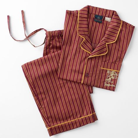 Harry Potter Gryffindor House Pajama Set Pajamas Teen, Teen Pajamas, Pajama Ideas, Rose Weasley, Ladies Sleepwear, Wishlist Board, Harry Potter Pyjamas, Hogwarts Dr, Harry Potter Outfits