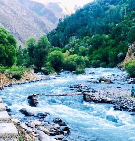 #nuristan #afghanistan #river #landscape #beauty #🇦🇫 Mountain Landscape Photography, River Landscape, Afghan Clothes, Animal Book, World Cultures, Central Asia, Long Live, Scenic Landscape, Heaven On Earth