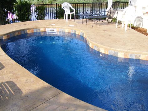 STAMPED Concrete Pool Decking Options | Fiberglass Pool Coping: Paver vs Cantilevered Concrete- Quick ... Pool Lifestyle, Kidney Shaped Pool, Fiberglass Pool, Stone Pool, Pool Finishes, Pool Remodel, Swimming Pool House, Cool Swimming Pools, Stamped Concrete Patio