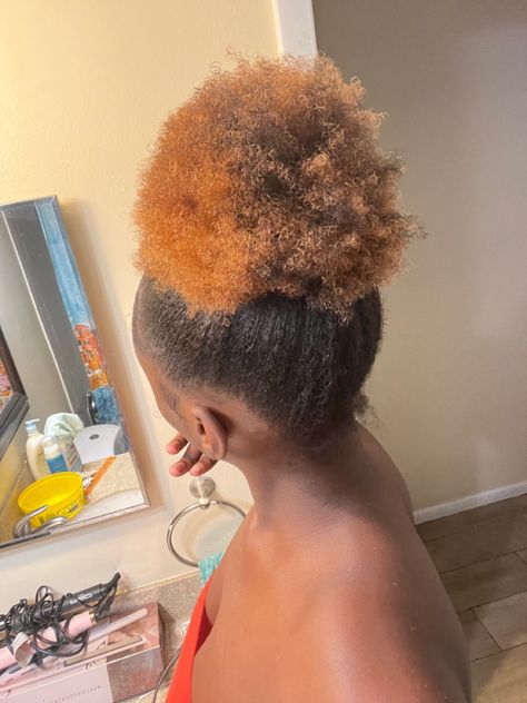 Honey Brown Type 4 Hair, Brown 4c Hair Dye, Dyed Puff Natural Hair, 4c Dyed Hair Natural Brown, Blonde Brown Hair Color, 70s Afro Puffs, Natural Hair Puff, Cornrows Braids For Black Women, Hair Puff