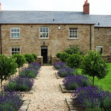 Architecture Trees, French Cottage Garden, Small Cottage Garden Ideas, Country Garden Design, Small Front Gardens, Front Gardens, Front Garden Design, Gravel Path, Cottage Garden Design