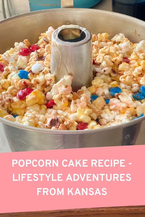 Marshmallow Popcorn Cake, Popcorn Cake Recipe, Frozen Popcorn, Gluten Free Popcorn, Marshmallow Popcorn, Colored Popcorn, Popcorn Cake, M&m Cake, Angel Food Cake Pan