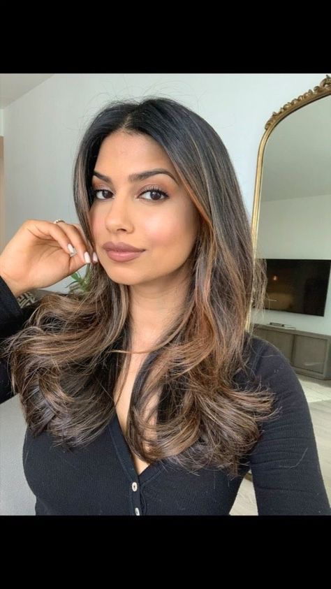 Indian Hair Highlights, Blowout Curls, Indian Hair Color, Dreamy Hair, Cute Prom Hairstyles, Black Hair Balayage, Simple Prom Hair, Curls Hairstyles, Black Hair With Highlights